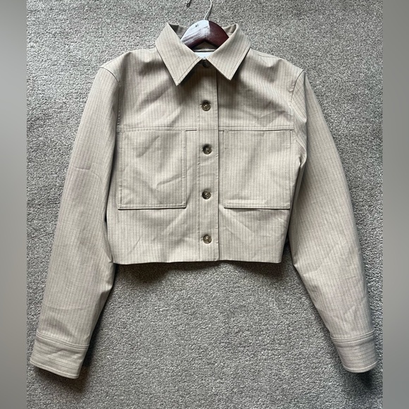 NWT - Wilfred Little Cropped Jacket - (Re)ssential Light | Size 6 - Picture 3 of 10